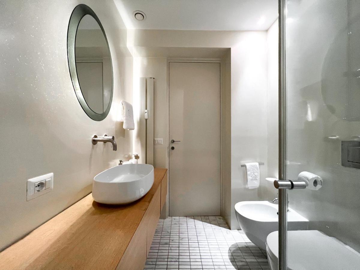 Appartamento Luxury House & Secret Garden - Strategic Location, 100M To Metro B Roma Esterno foto