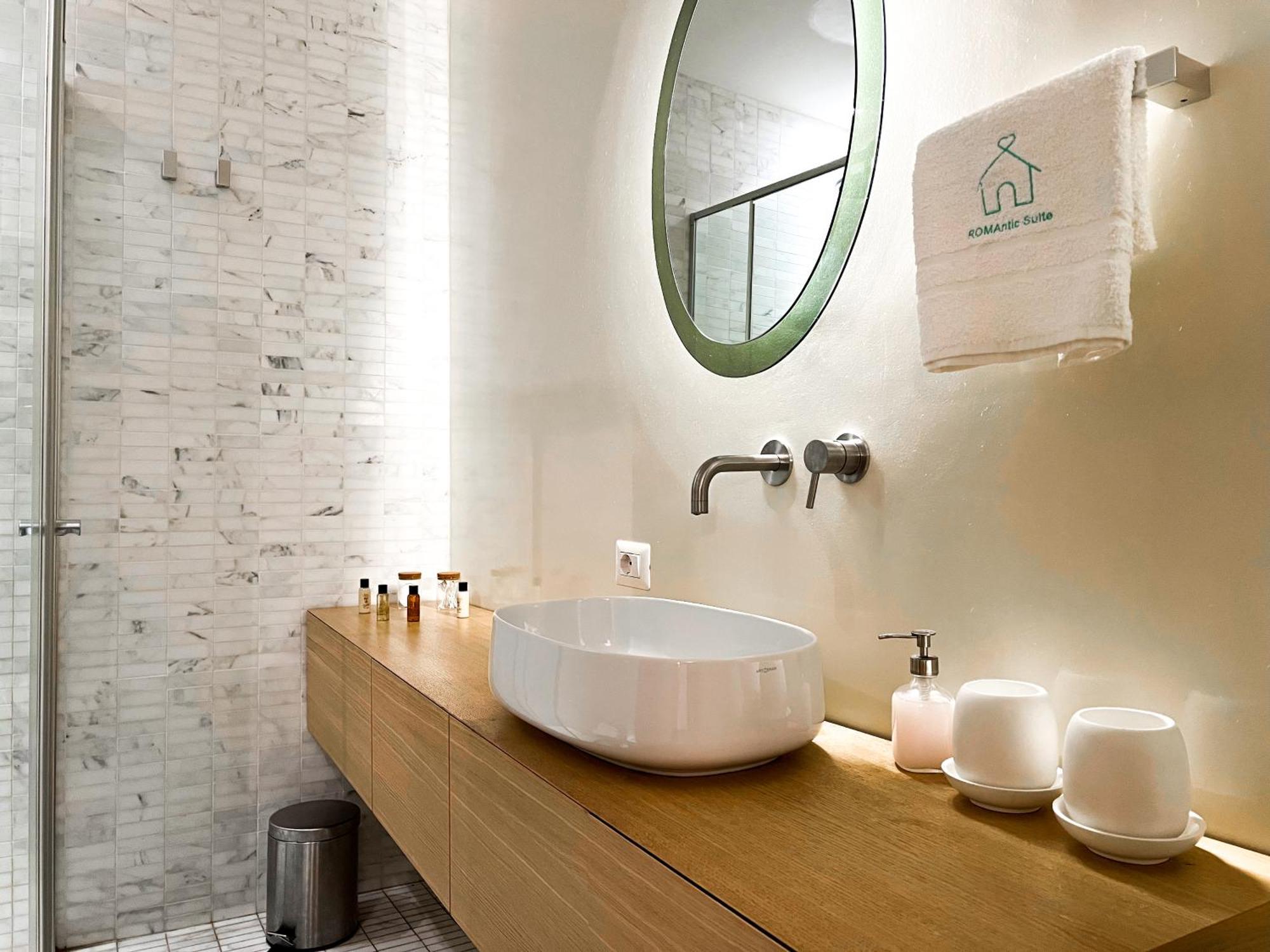 Appartamento Luxury House & Secret Garden - Strategic Location, 100M To Metro B Roma Esterno foto