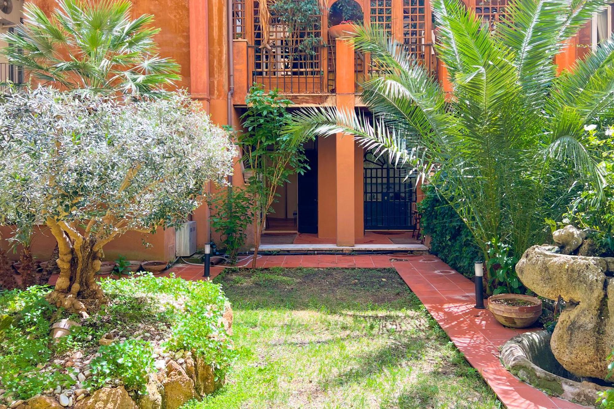 Appartamento Luxury House & Secret Garden - Strategic Location, 100M To Metro B Roma Esterno foto